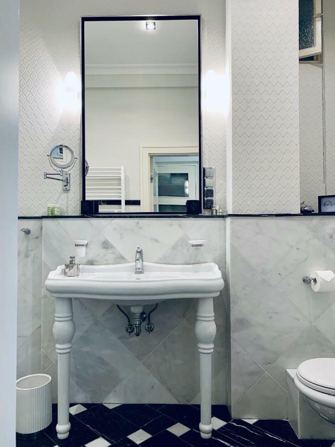 Villa Bagatelle - Luxury Apartment Ніцца Екстер'єр фото