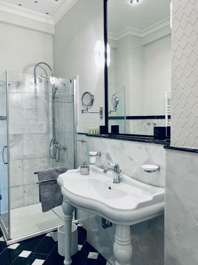Villa Bagatelle - Luxury Apartment Ніцца Екстер'єр фото